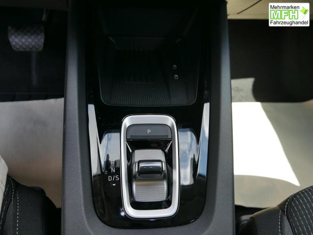 Skoda Octavia Combi Selection 2.0 TDI DSG Selection*PDC*LED*SHZ*NAVI*VIRTUALCOCKPIT*CARPLAY*KEYLESS-GO* 