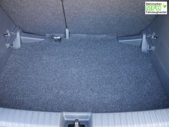 Skoda Fabia Selection 1.0 TSI *NAVI-&Uuml;BER-SMARTLINK*PDC-HI*LED*SHZ*KLIMA*RADIO 