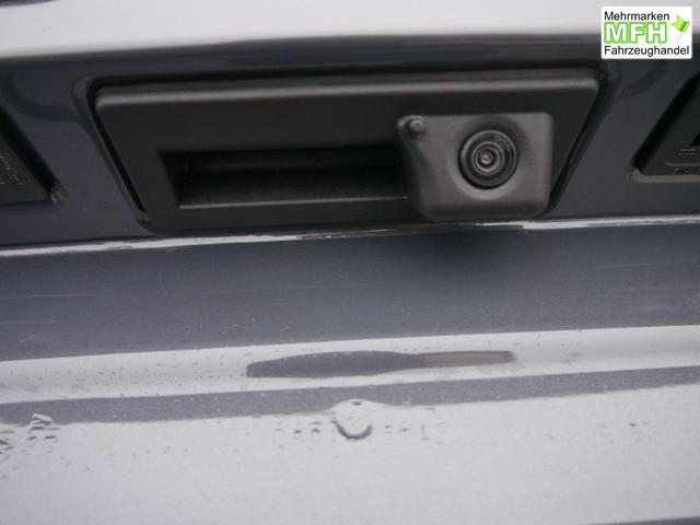 Volkswagen Touran Comfortline 2.0 TDI DSG COMFORTLINE*ACC*PDC*LED*KAMERA*NAVI*SHZ*7SITZER 17-ZOLL 