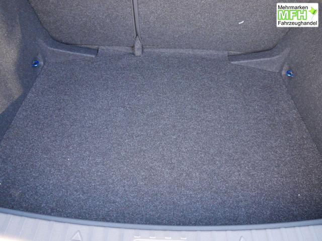 Skoda Scala Selection 1.0 TSI DSG*NAVI-&Uuml;BER-SMARTLINK*PDC-HI*LED*TEMPOMAT*SHZ*DAB*KLIMA 