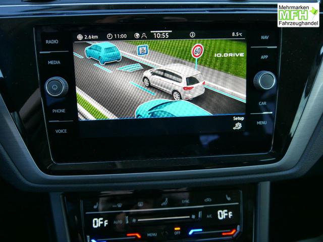 Volkswagen Touran Comfortline 1.5 TSI DSG COMFORTLINE*ACC*LED*PDC*KAMERA*NAVI*SHZ* 7-SITZER 17-ZOLL 