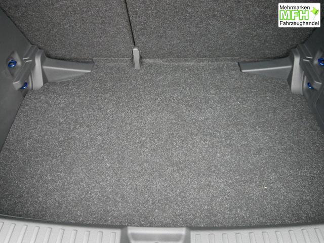 Skoda Fabia Selection 1.0 TSI DSG*NAVI-&Uuml;BER-SMARTLINK*LED*PDC-HI*SHZ*DAB*KLIMA 