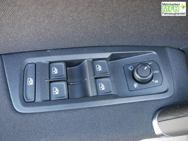 Volkswagen Touran Comfortline 2,0 TDI DSG*ACC*PDC*LED*NAVI*SHZ*KAMERA*EL-HECKKLAPPE*7-SITZER 