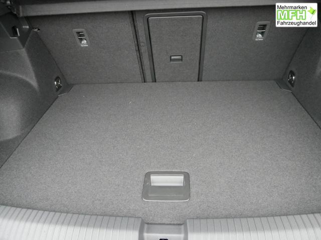 Volkswagen T-Roc Style 1,5 TSI DSG *ACC*NAVI*PDC*AHK*LED*KAMERA*TEMPOMAT*19-ZOLL 