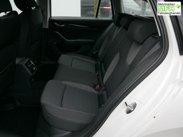 Skoda Octavia Combi Selection 2.0 TDI DSG Selection*ACC*NAVI*PDC*LED*SHZ*AHK-SCHWENKBAR*TEMPOMAT 