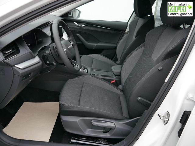 Skoda Octavia Combi Selection 2.0 TDI DSG Selection*ACC*NAVI*PDC*LED*SHZ*AHK-SCHWENKBAR*TEMPOMAT 