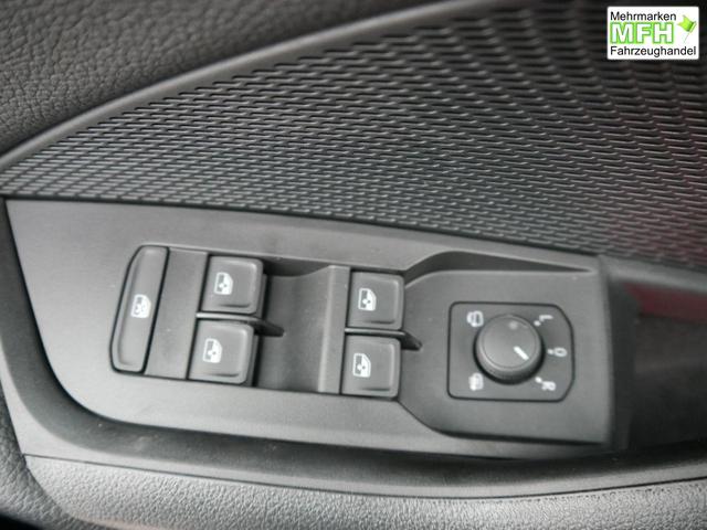 Skoda Octavia Combi Selection 2.0 TDI DSG Selection*ACC*NAVI*PDC*LED*SHZ*AHK-SCHWENKBAR*TEMPOMAT 