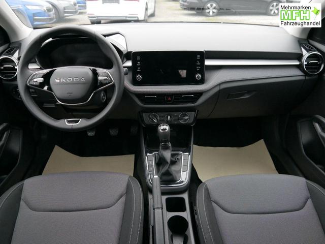 Skoda Fabia Selection 1.0 TSI *PDC-HI*LED*SHZ*NAVI-&Uuml;BER-SMARTLINK*KLIMA*BLUETOOTH 