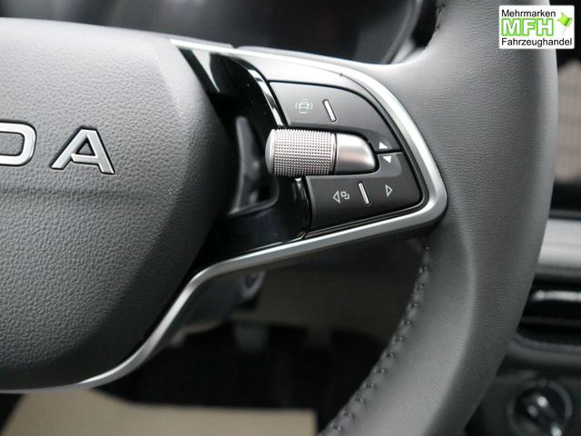 Skoda Fabia Selection 1.0 TSI *PDC-HI*LED*SHZ*NAVI-&Uuml;BER-SMARTLINK*KLIMA*BLUETOOTH 