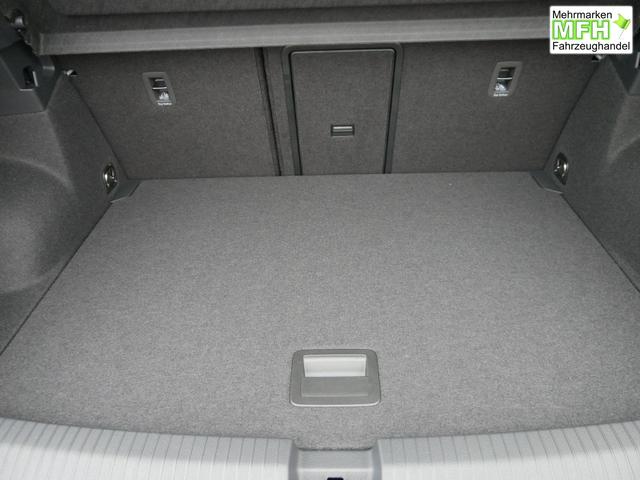 Volkswagen T-Roc Style 1,5 TSI DSG*AHK*ACC*MATRIX-LED*SHZ*PDC*KAMERA*TEMPOMAT*19-ZOLL 