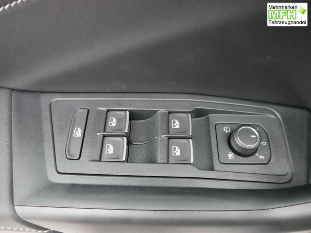 Volkswagen T-Roc Style 1,5 TSI DSG*AHK*ACC*MATRIX-LED*SHZ*PDC*KAMERA*TEMPOMAT*19-ZOLL 