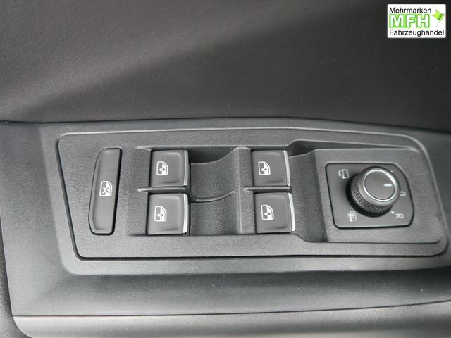 Volkswagen T-Roc Style 1,5 TSI DSG*AHK*ACC*MATRIX-LED*SHZ*PDC*KAMERA*TEMPOMAT*19-ZOLL 