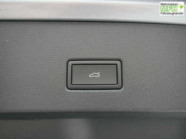 Volkswagen T-Roc Black Style 1,5 TSI DSG*AHK*ACC*MATRIX-LED*SHZ*PDC*KAMERA*TEMPOMAT*19-ZOLL 