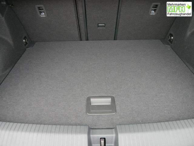 Volkswagen T-Roc Style 1,5 TSI DSG*AHK*ACC*MATRIX-LED*SHZ*PDC*KAMERA*TEMPOMAT*19-ZOLL 