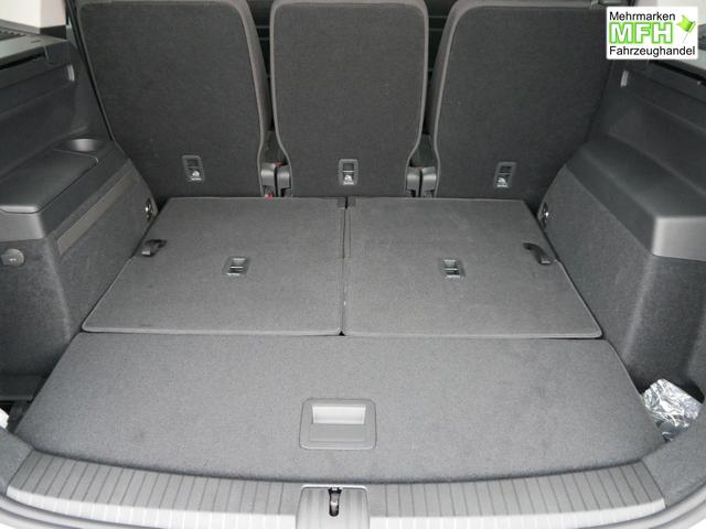 Volkswagen Touran Comfortline 2.0 TDI COMFORTLINE*NAVI*TEMPOMAT*KESSY*RFK*SHZ*3-ZONE KLIMAAUTOMATIK* 
