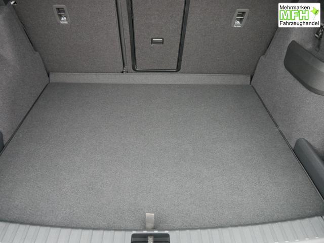 Skoda Karoq Selection 2.0 TDI DSG 4x4*AHK*PDC-HI*LED*SHZ*SMARTLINK*TEMPOMAT 