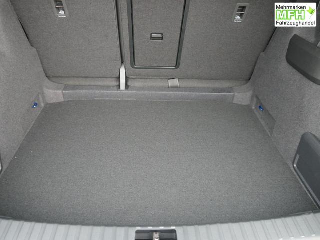 Skoda Karoq Jahre Edoniti Selection 130 Edition 1,5 TSI DSG*NAVI-&Uuml;BER-SMARTLINK*PDC*KAMERA*LED*SHZ*TEMPOMAT 