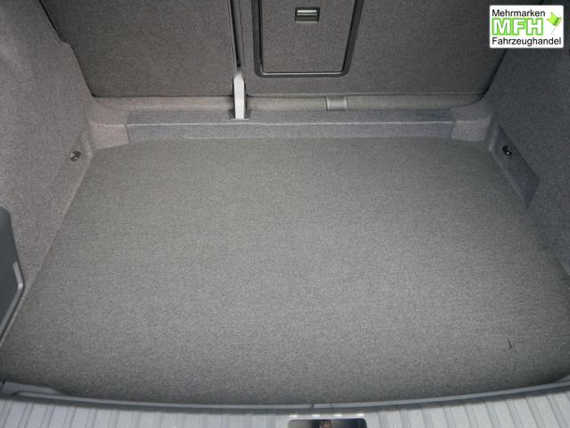 Skoda Karoq Jahre Edoniti Selection 130 Edition 1,5 TSI DSG*NAVI-&Uuml;BER-SMARTLINK*PDC*KAMERA*LED*SHZ*TEMPOMAT 