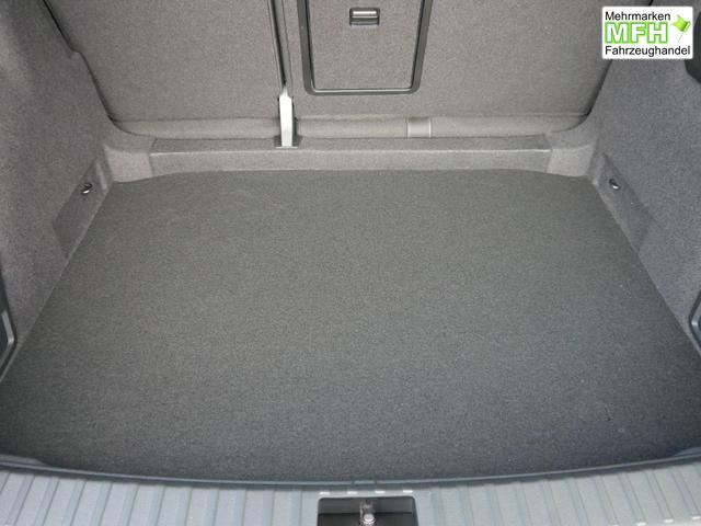 Skoda Karoq Jahre Edoniti Selection 130 Edition 1,5 TSI DSG*NAVI-&Uuml;BER-SMARTLINK*PDC*KAMERA*LED*SHZ*TEMPOMAT 