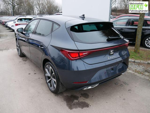 Seat Leon FR 2.0 TDI DSG*RFK*NAVI*TEMPOMAT*TRAVEL ASSIST* FULL LINK* KEYLESS-GO* 