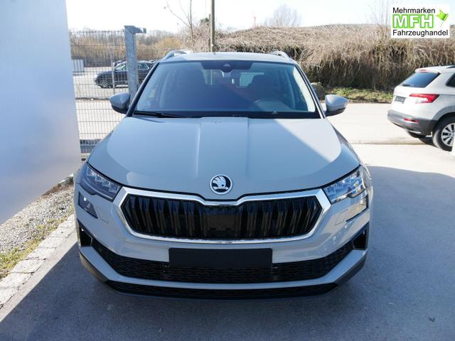 Skoda Karoq Selection TOP PLUS Edition 1,5 TSI DSG*SMARTLINK*LED*PDC*KAMERA*TEMPOMAT*SHZ 