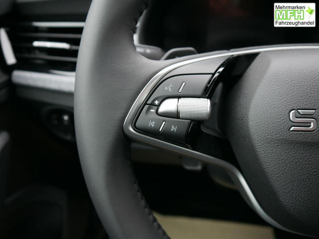 Skoda Kamiq Selection 1.0 TSI DSG*PDC-HINTEN*TEMPOMAT*SMARTLINK*SHZ*LED*KLIMAAUTOMATIK* 