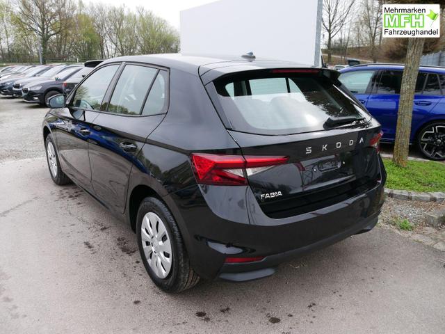 Skoda Fabia Selection 1.0 TSI DSG*NAVI-&Uuml;BER-SMARTLINK*LED*PDC-HI*SHZ*DAB*KLIMA 