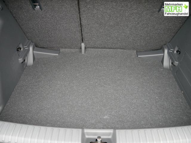 Skoda Fabia Selection 1.0 TSI DSG*NAVI-&Uuml;BER-SMARTLINK*LED*PDC-HI*SHZ*DAB*KLIMA 