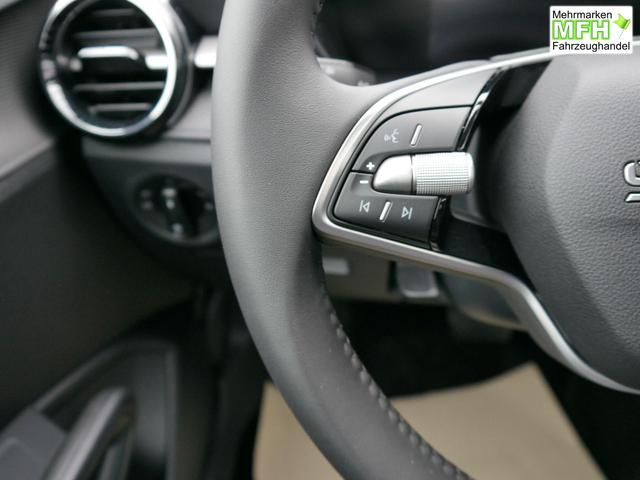 Skoda Fabia Selection 1.0 TSI DSG*NAVI-&Uuml;BER-SMARTLINK*LED*PDC-HI*SHZ*DAB*KLIMA 