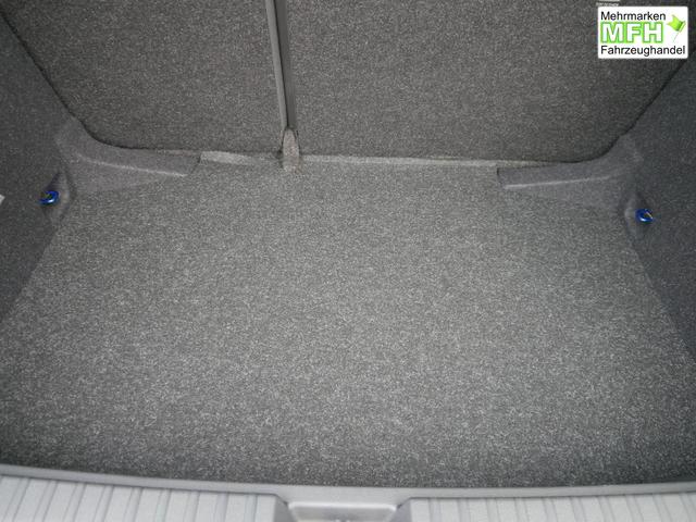 Skoda Kamiq Monte Carlo 1,5 TSI DSG*AHK-SCHWENKBAR*PDC*MATRIX-LED*KAMERA*SHZ*17-ZOLL 