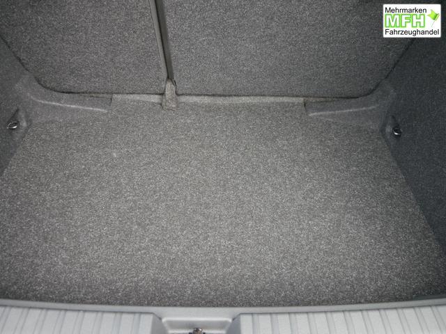 Skoda Kamiq 130 Jahre Edition 1,5 TSI DSG*AHK-SCHWENKBAR*TEMPOMAT*SMARTLINK*LENKRADHEIZUNG*KEYLESS-GO* 