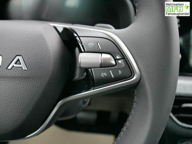 Skoda Kamiq Selection 1.0 TSI DSG*AHK-SCHWENKBAR*TEMPOMAT*PDC-HINTEN*KEYLESS-GO*SHZ* 