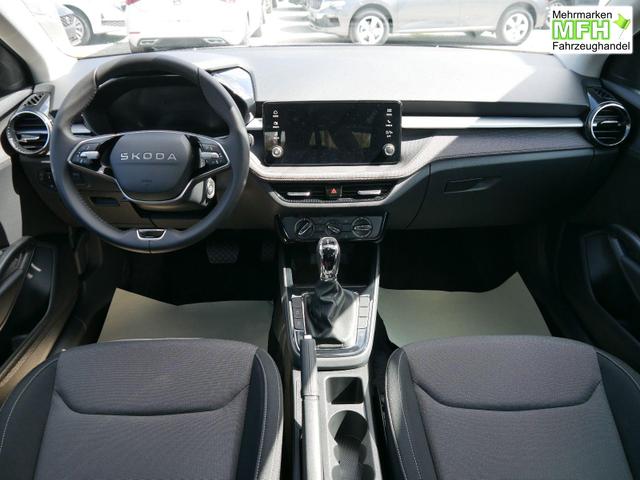 Skoda Fabia Selection 1.0 TSI DSG*NAVI-&Uuml;BER-SMARTLINK*LED*PDC-HI*SHZ*DAB*KLIMA 