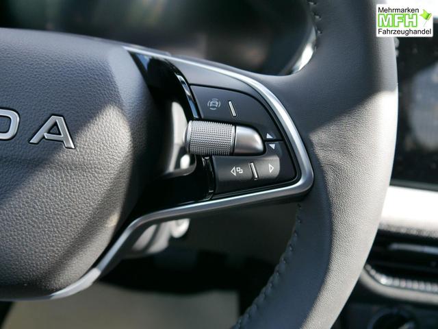 Skoda Fabia Selection 1.0 TSI DSG*NAVI-&Uuml;BER-SMARTLINK*LED*PDC-HI*SHZ*DAB*KLIMA 