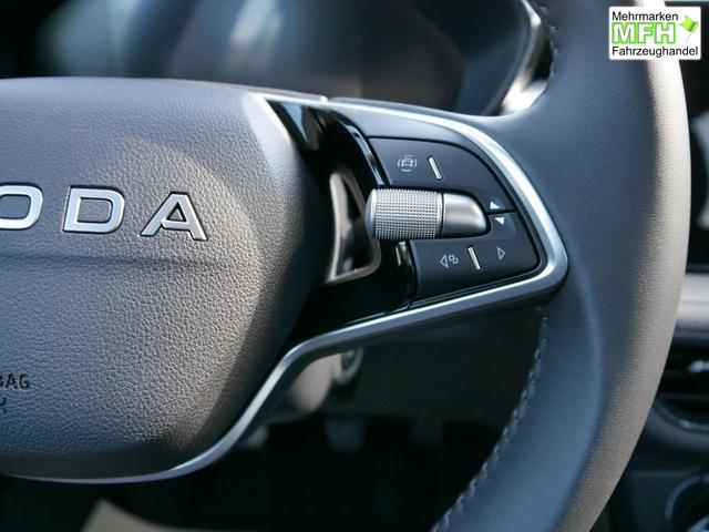 Skoda Fabia Selection 1.0 TSI *LED*PDC-HI*SMARTLINK*SHZ*BLUETOOTH*FRONT-ASSIST 
