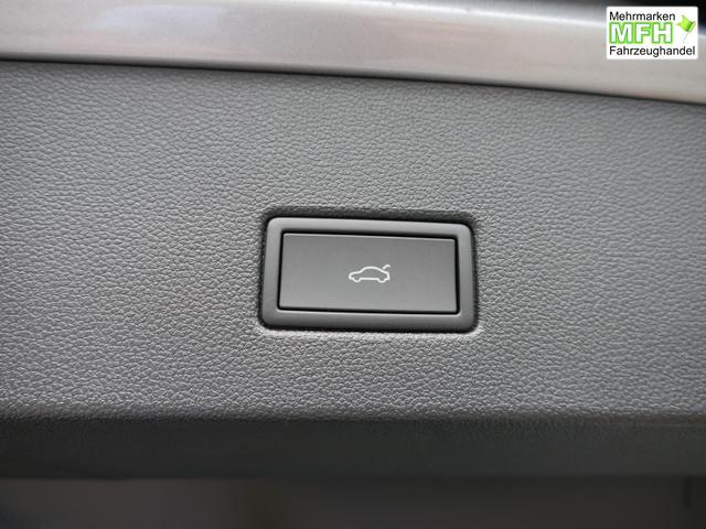 Volkswagen T-Roc Style 1,5 TSI DSG*AHK*ACC*MATRIX-LED*SHZ*PDC*KAMERA*TEMPOMAT*19-ZOLL 