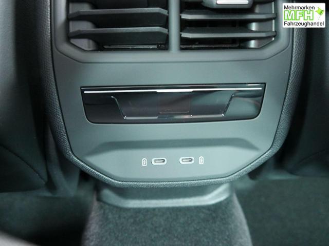 Seat Leon Sportstourer FR 2.0 TDI Kombi DSG*NAVI*TEMPOMAT*KAMERA*KEYLESS-GO*VIRTUAL COCKPIT* 