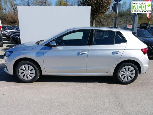 Skoda Fabia Selection 1.0 TSI *LED*PDC-HI*SMARTLINK*SHZ*BLUETOOTH*FRONT-ASSIST 