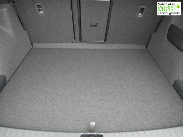 Skoda Karoq Selection 2.0 TDI DSG 4x4*AHK*PDC-HI*LED*SHZ*SMARTLINK*TEMPOMAT 
