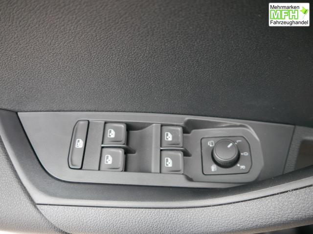Skoda Karoq Selection 2.0 TDI DSG 4x4 4x4*AHK*TEMPOMAT*SMARTLINK*KLIMAAUTOMATIK*SHZ*LED 