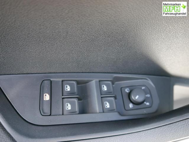 Skoda Karoq Selection 2.0 TDI DSG 4x4*AHK*PDC-HI*LED*SHZ*SMARTLINK*TEMPOMAT 