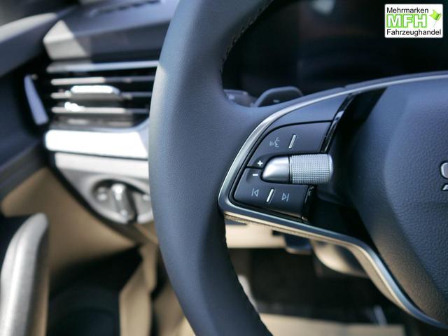 Skoda Kamiq Selection 1.0 TSI DSG*PDC-HINTEN*TEMPOMAT*SMARTLINK*SHZ*LED*KLIMAAUTOMATIK* 