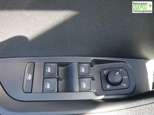 Skoda Karoq Selection 1.5 TSI DSG*ACC*PDC*KAMERA*TEMPOMAT*LED*SMARTLINK*KLIMA*RADIO*17-ZOLL 