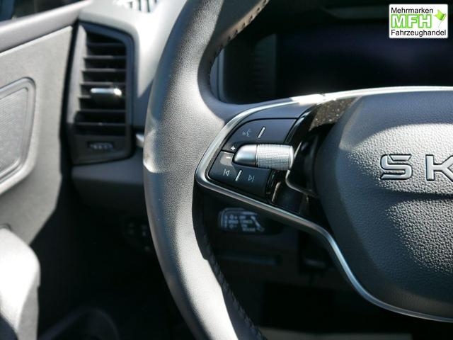 Skoda Karoq Selection 1.5 TSI DSG*ACC*PDC*KAMERA*TEMPOMAT*LED*SMARTLINK*KLIMA*RADIO*17-ZOLL 