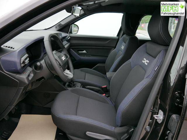 Dacia Duster Expression 3 TCe 4x2*NAVI-&Uuml;BER-SMARTLINK*AHK*PDC-KAMERA*LED*SHZ*17-ZOLL 