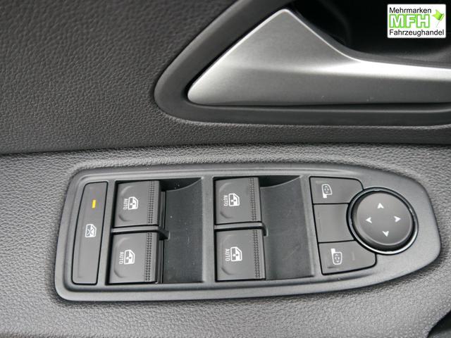 Dacia Duster Expression TCe 130*SMARTLINK*TEMPOMAT*LED*PDC-KAMERA*SHZ*KLIMA*17-ZOLL 