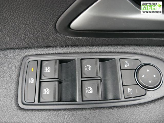 Dacia Duster Expression 3 TCe 4x2*NAVI-&Uuml;BER-SMARTLINK*AHK*PDC-KAMERA*LED*SHZ*17-ZOLL 