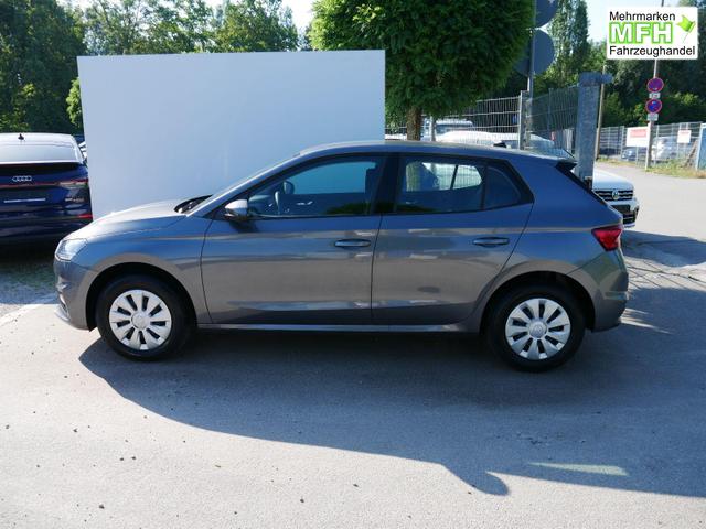 Skoda Fabia Selection 1.0 TSI *LED*PDC-HI*SMARTLINK*SHZ*BLUETOOTH*FRONT-ASSIST 