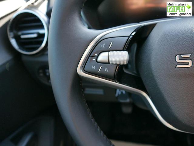 Skoda Fabia Selection 1.0 TSI *NAVI-&Uuml;BER-SMARTLINK*PDC-HI*LED*SHZ*KLIMA*RADIO 