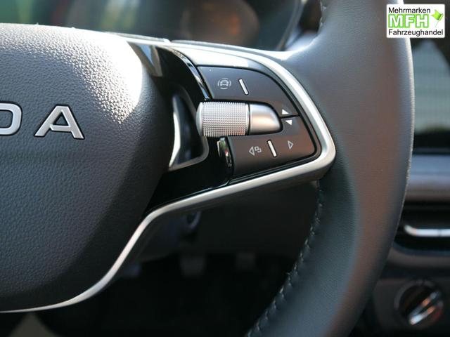 Skoda Fabia Selection 1.0 TSI *NAVI-&Uuml;BER-SMARTLINK*PDC-HI*LED*SHZ*KLIMA*RADIO 